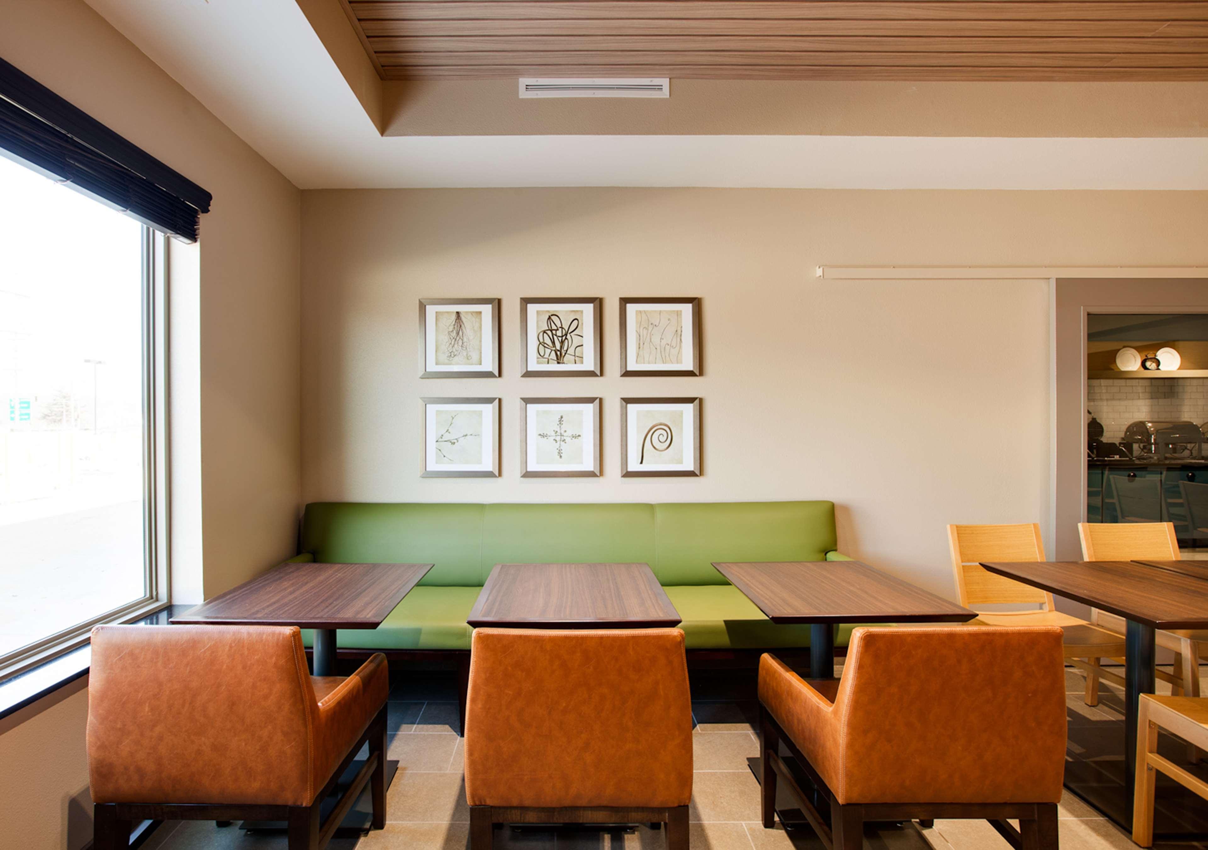 Country Inn & Suites By Radisson, Springfield Southeast Екстер'єр фото