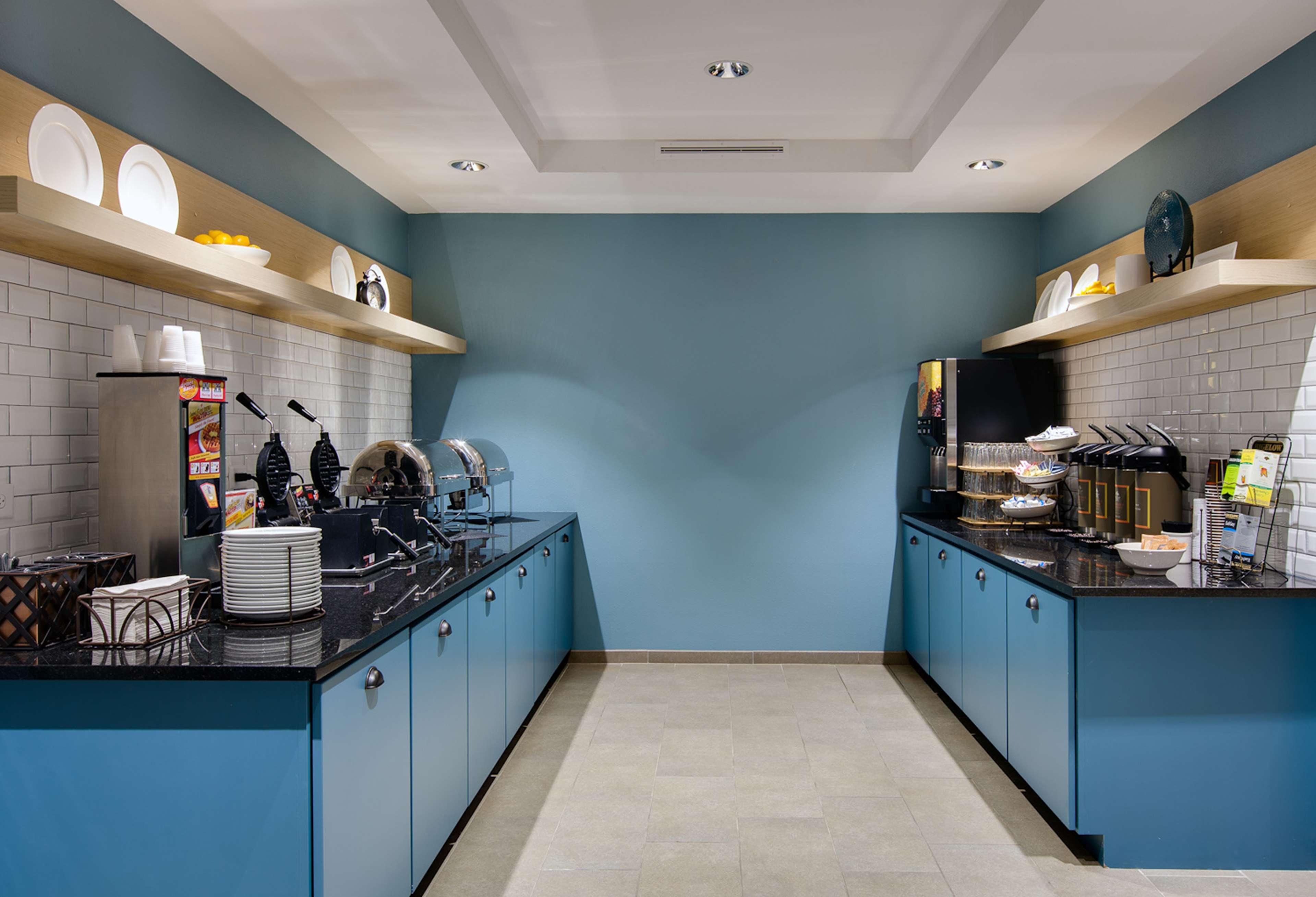 Country Inn & Suites By Radisson, Springfield Southeast Екстер'єр фото