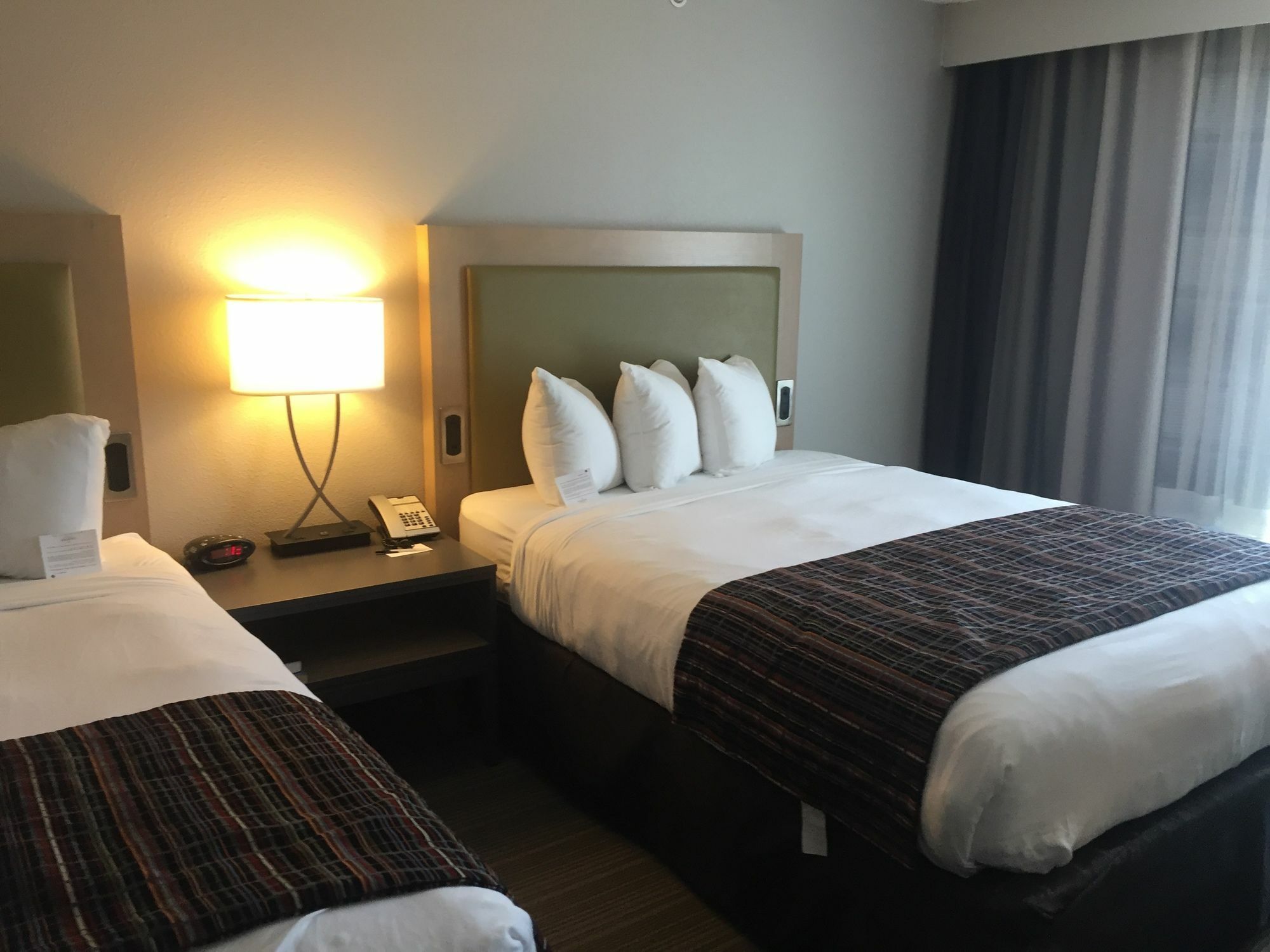 Country Inn & Suites By Radisson, Springfield Southeast Екстер'єр фото