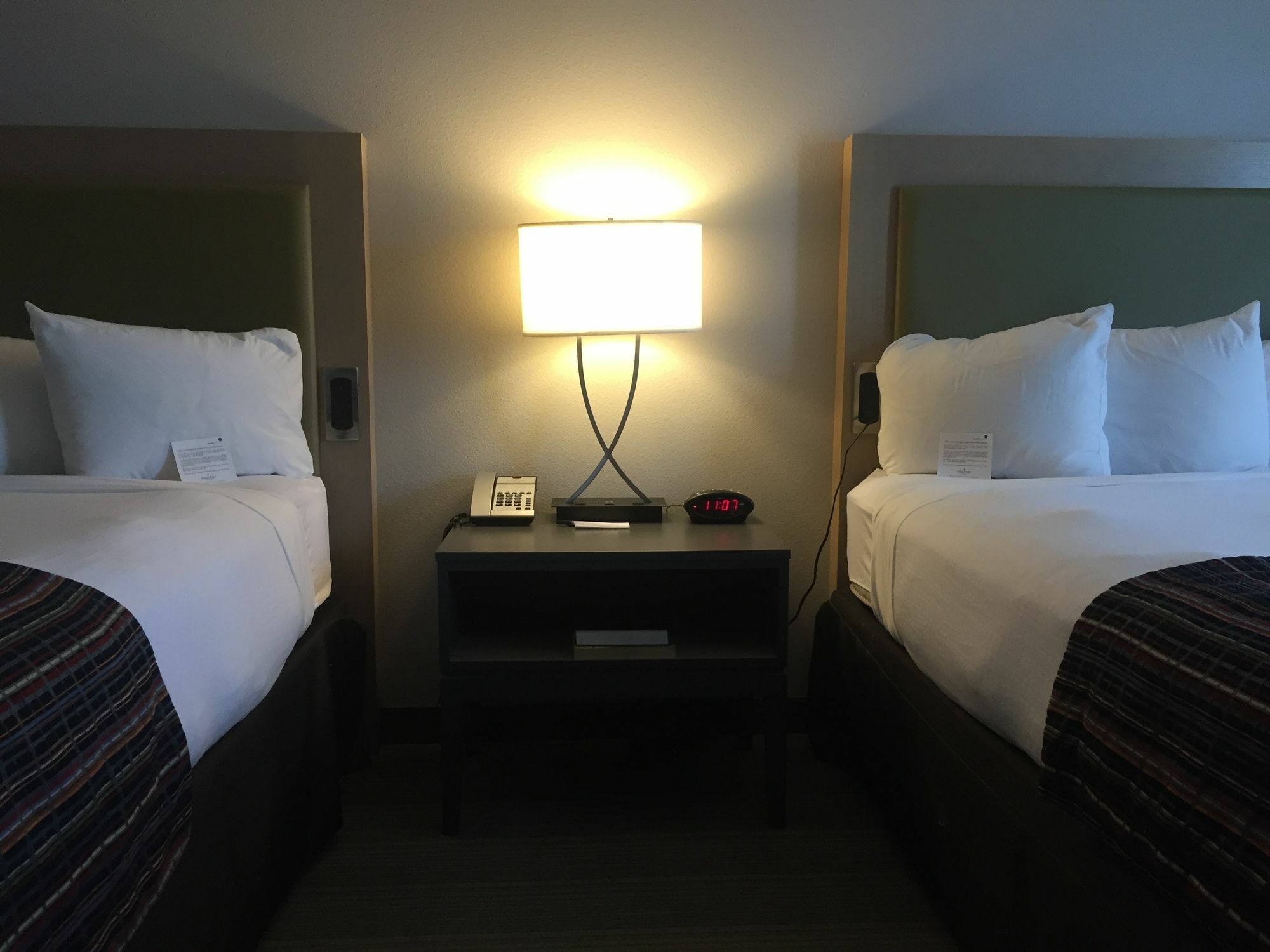 Country Inn & Suites By Radisson, Springfield Southeast Екстер'єр фото