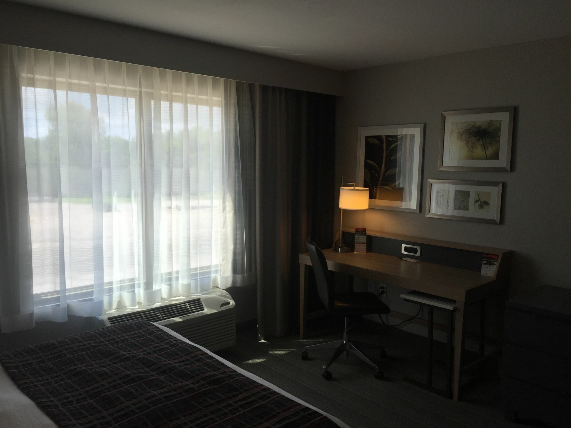 Country Inn & Suites By Radisson, Springfield Southeast Екстер'єр фото